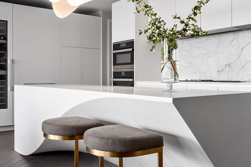 4806 1480 Howe Street