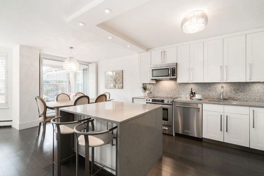 105 518 Moberly Road