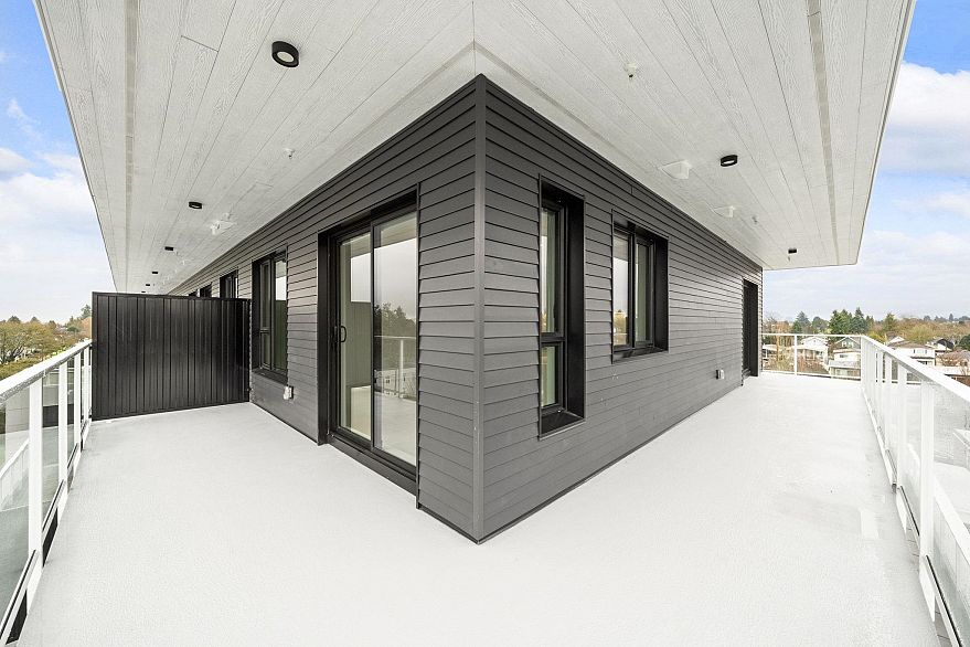 603 4928 Quebec Street