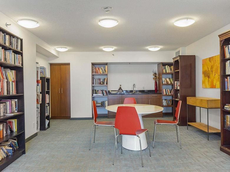 706 1650 W 7th Avenue