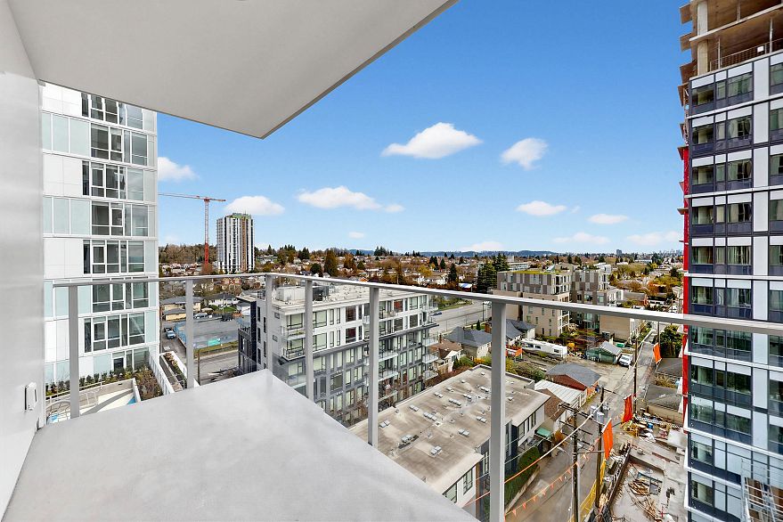 803 485 W 42nd Avenue