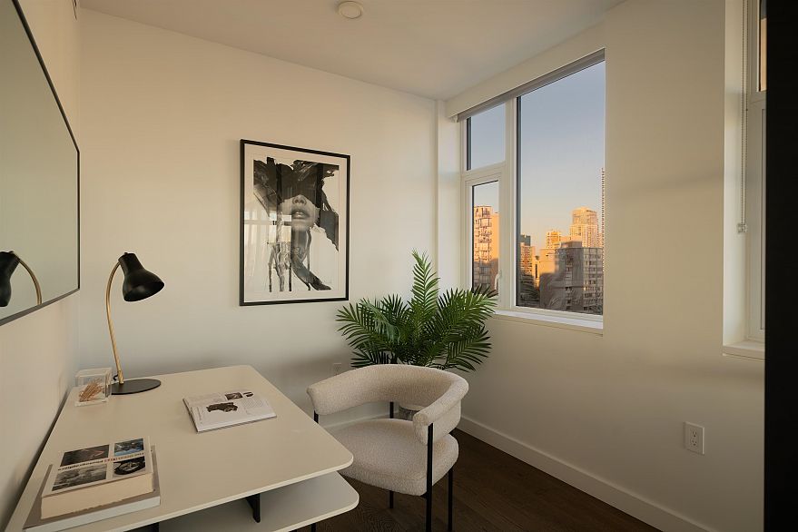 1503 1365 Davie Street