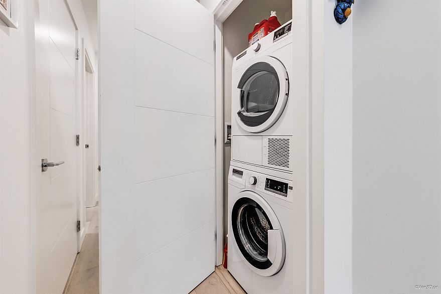 102 4240 Cambie Street