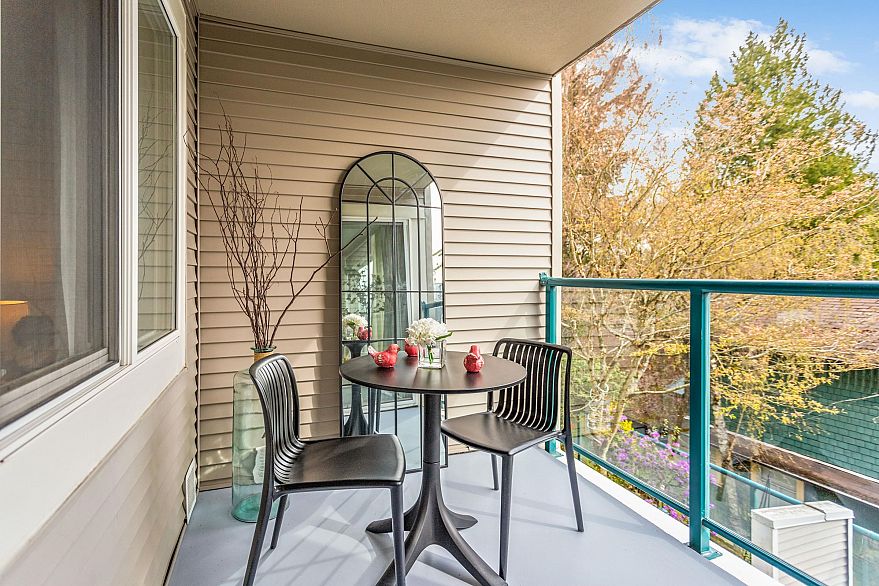 302 3590 W 26th Avenue