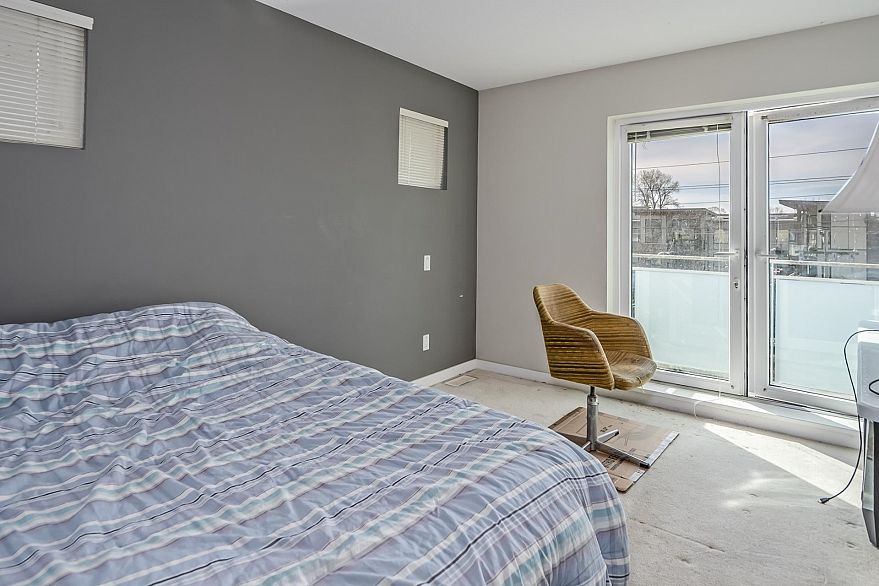 3107 E Kent Avenue North Avenue