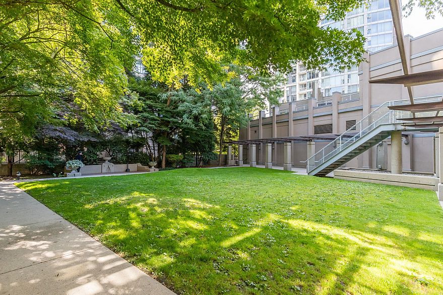 PH5 950 Cambie Street