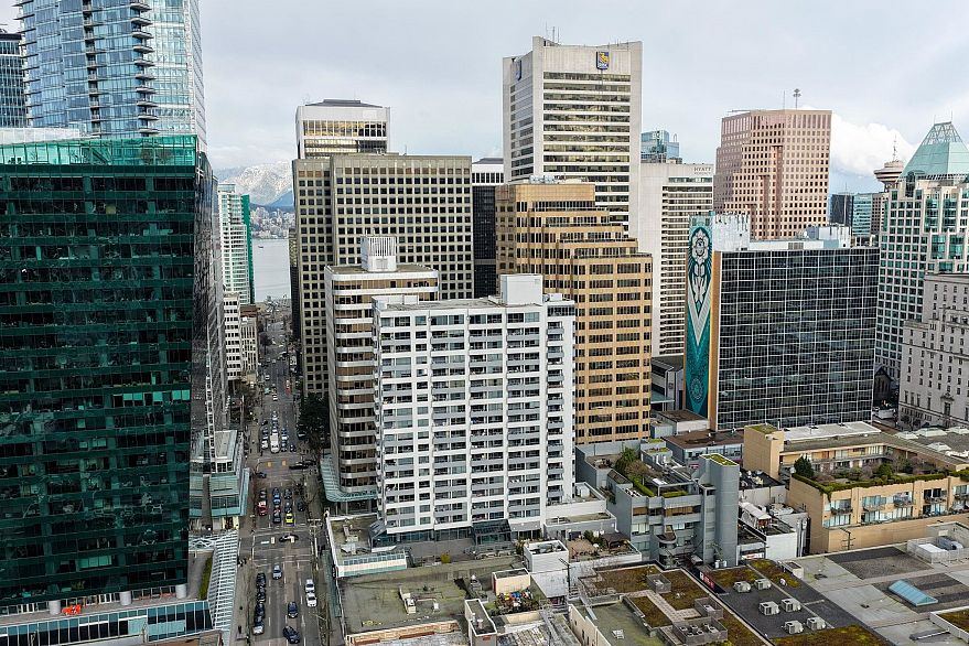 1108 1060 Alberni Street