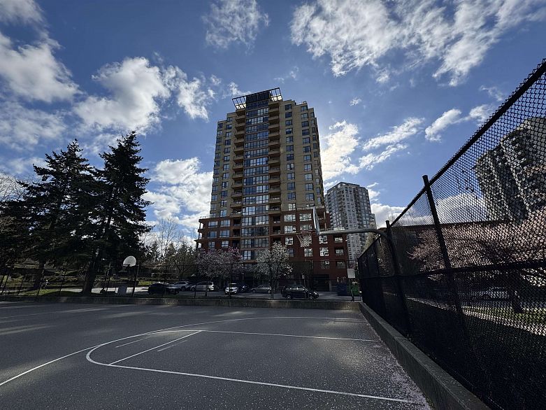 610 5288 Melbourne Street