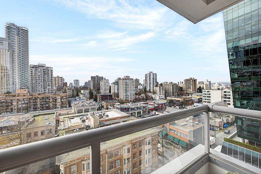 1108 1060 Alberni Street