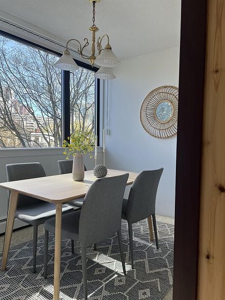 503 1740 Comox Street