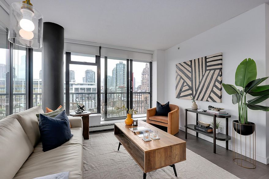 1102 66 W Cordova Street