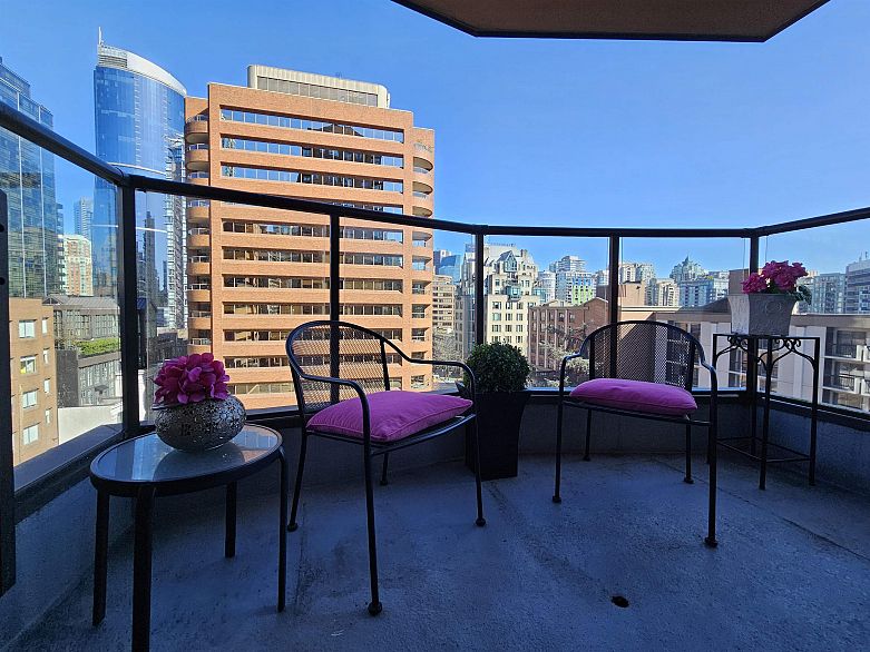 1003 1189 Howe Street