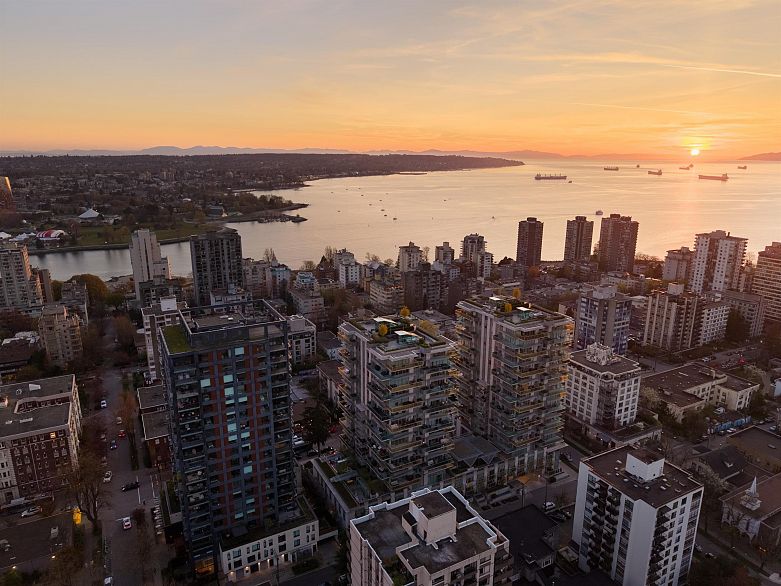 1503 1365 Davie Street