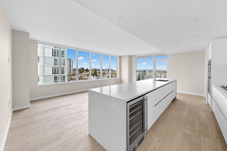 803 485 W 42nd Avenue