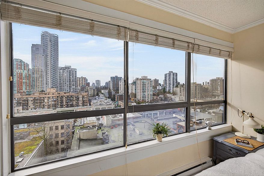 1108 1060 Alberni Street