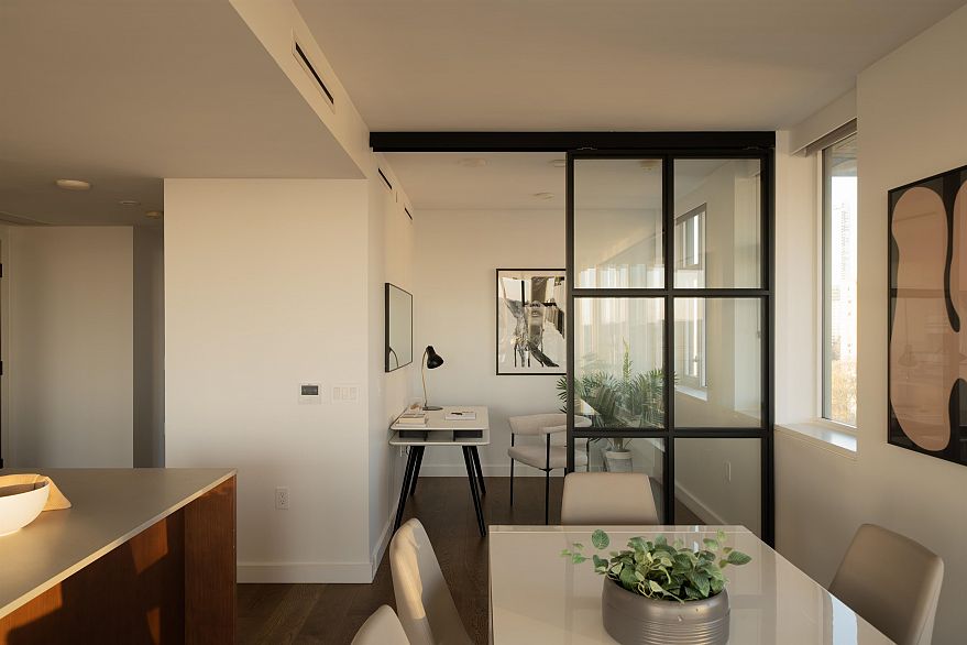 1503 1365 Davie Street