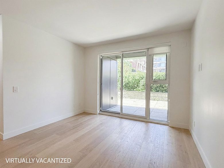 101 7128 Adera Street