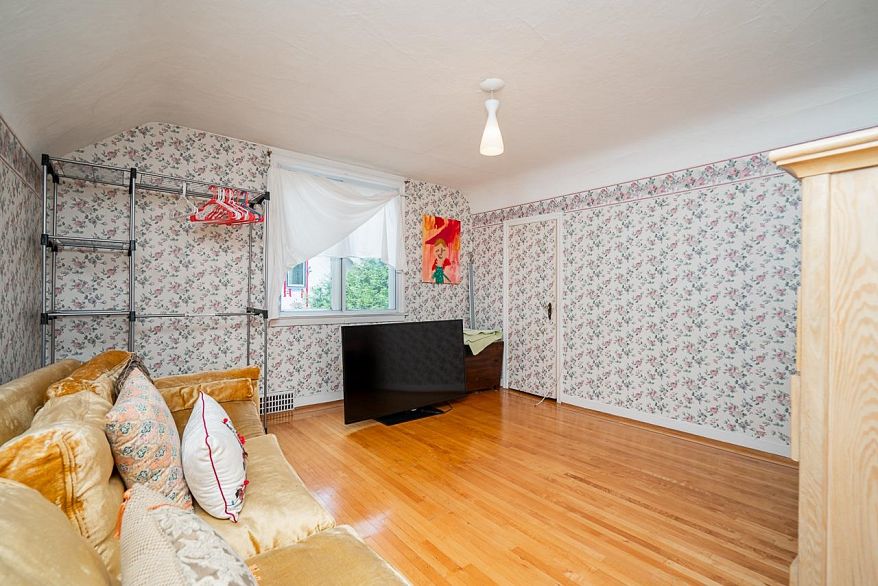 6138 Granville Street