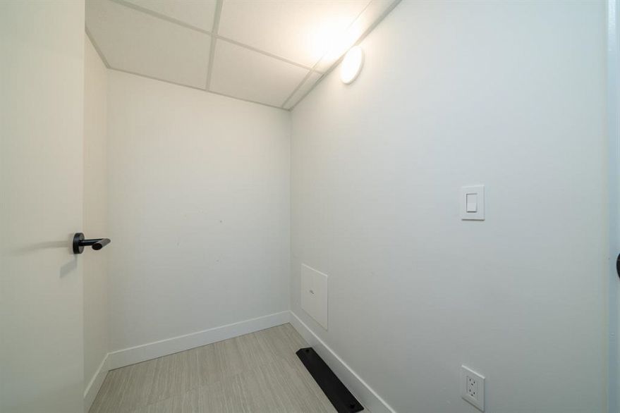 1101 5058 Joyce Street