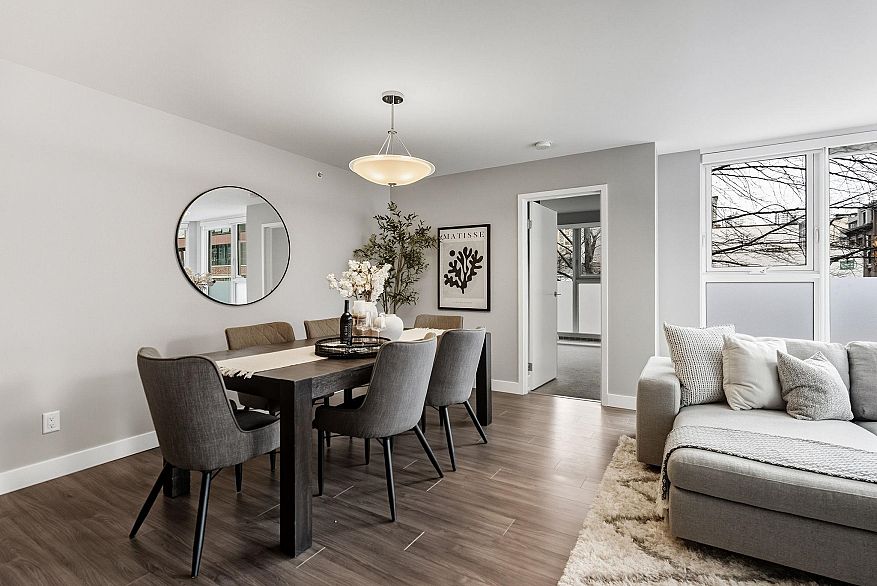 202 1323 Homer Street