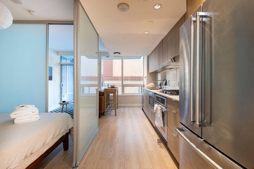 303 111 E 1st Avenue