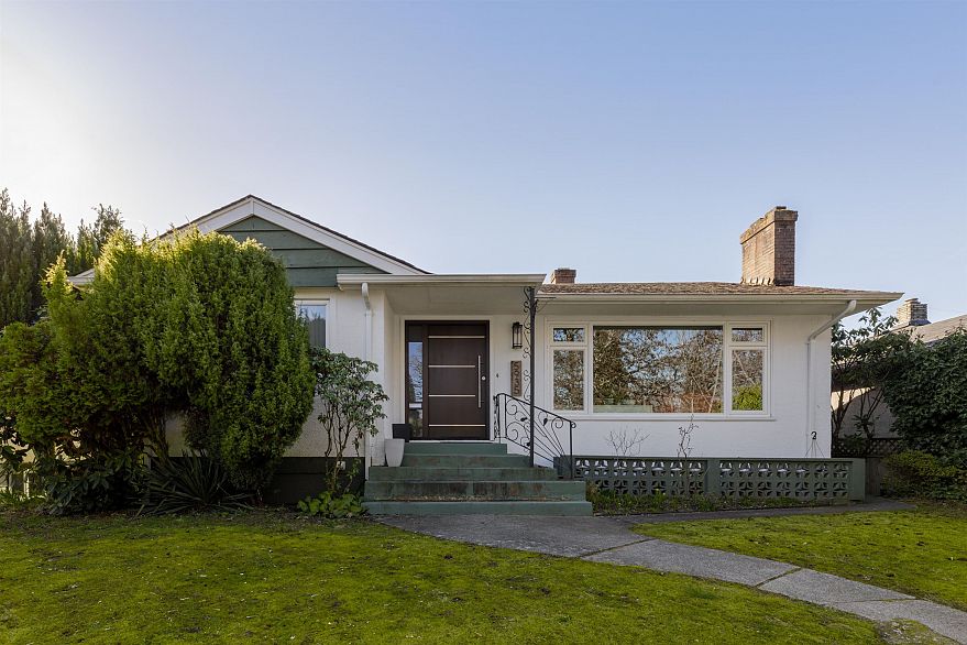 5935 Prince Albert Street