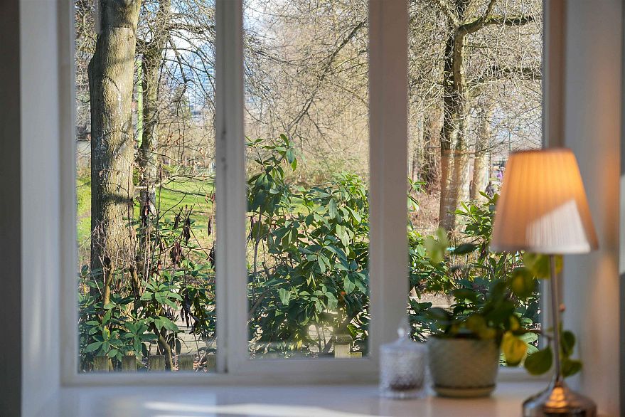 1 8581 Jellicoe Street