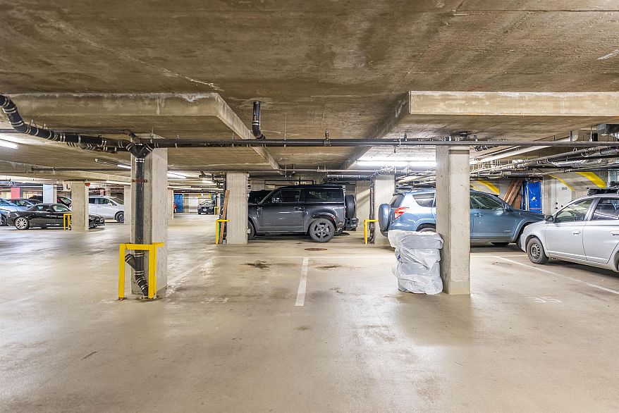 1 8581 Jellicoe Street