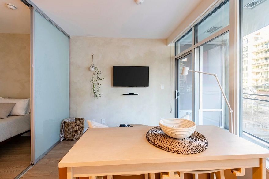 303 111 E 1st Avenue