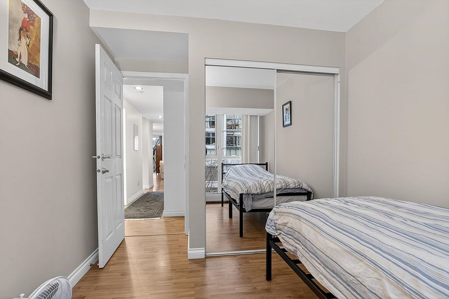 303 1388 Homer Street