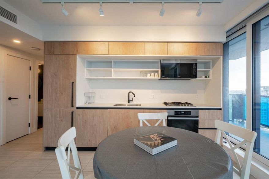 1101 5058 Joyce Street