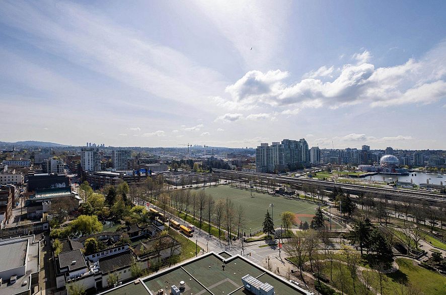 2107 550 Taylor Street