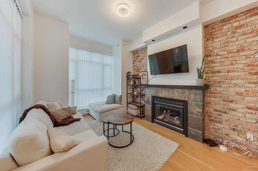 321 2515 Ontario Street