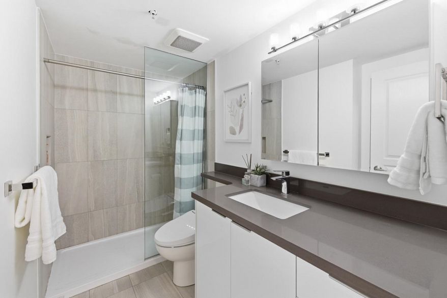 20 3428 Adanac Street