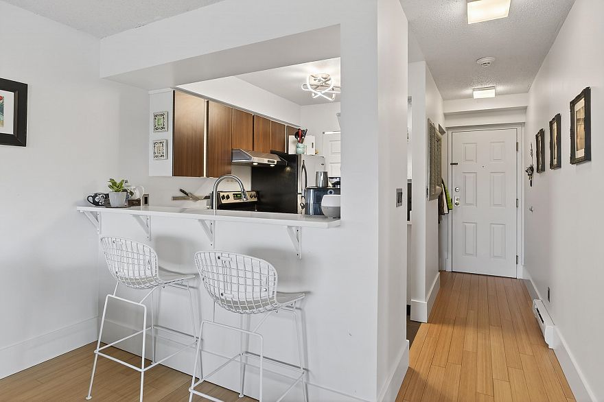 803 1833 Frances Street