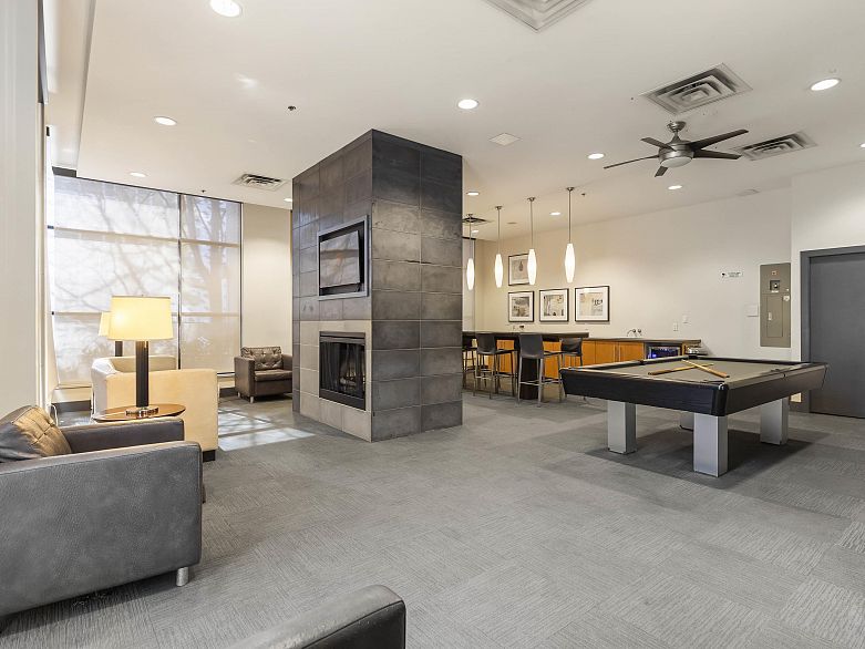 701 1295 Richards Street