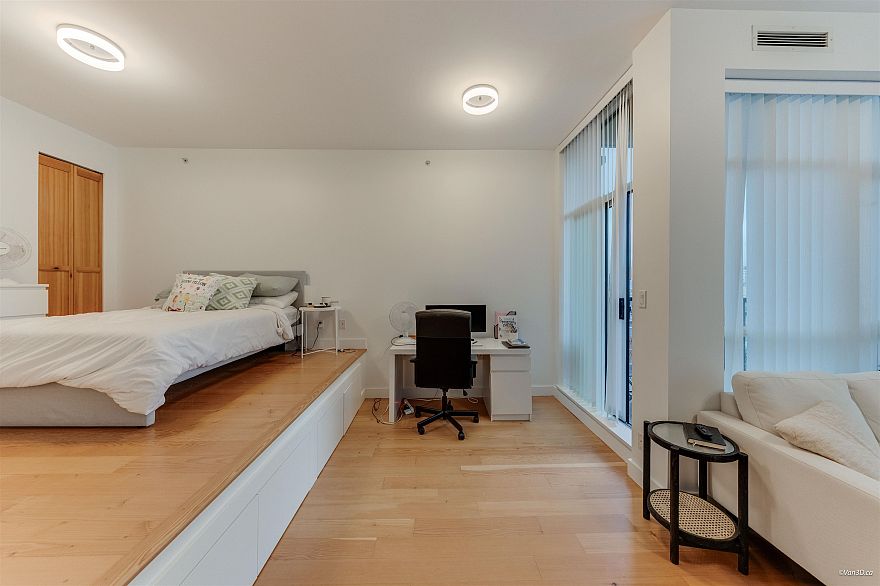 321 2515 Ontario Street