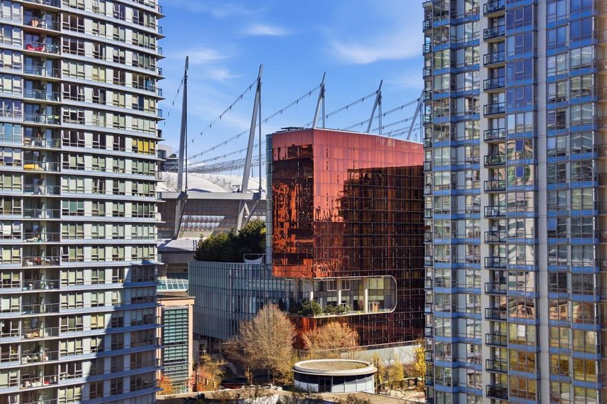 1205 989 Beatty Street