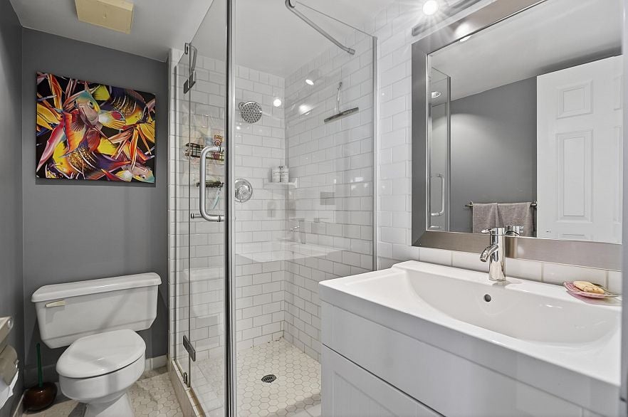 803 1833 Frances Street