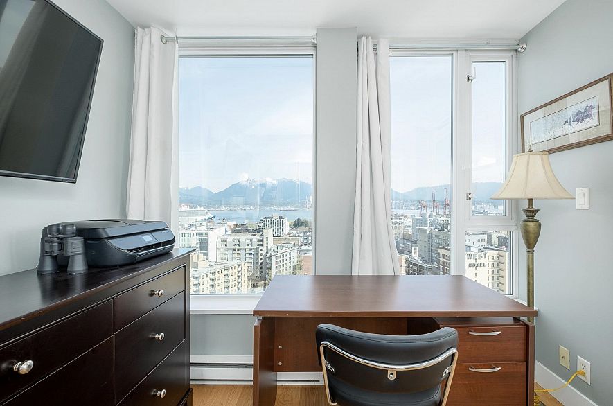 2107 550 Taylor Street