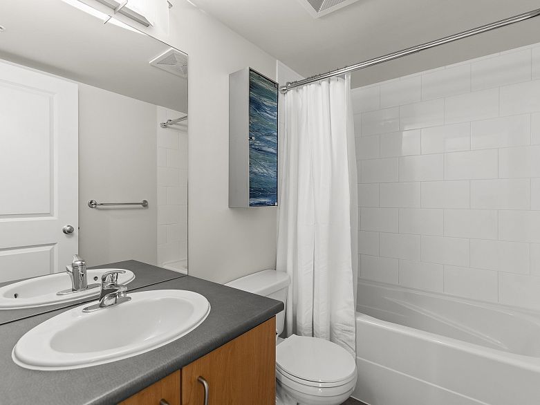 701 1295 Richards Street