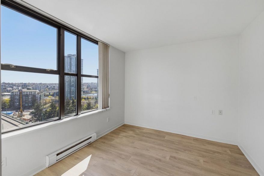 1205 989 Beatty Street