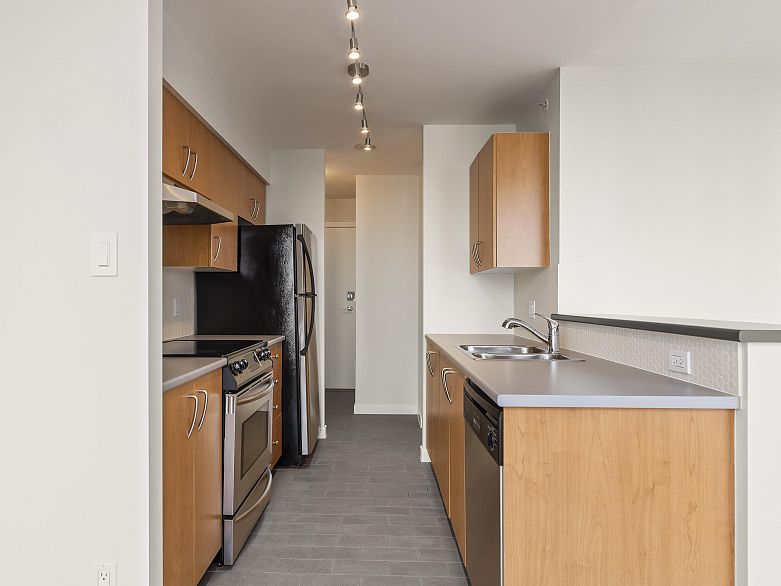 701 1295 Richards Street