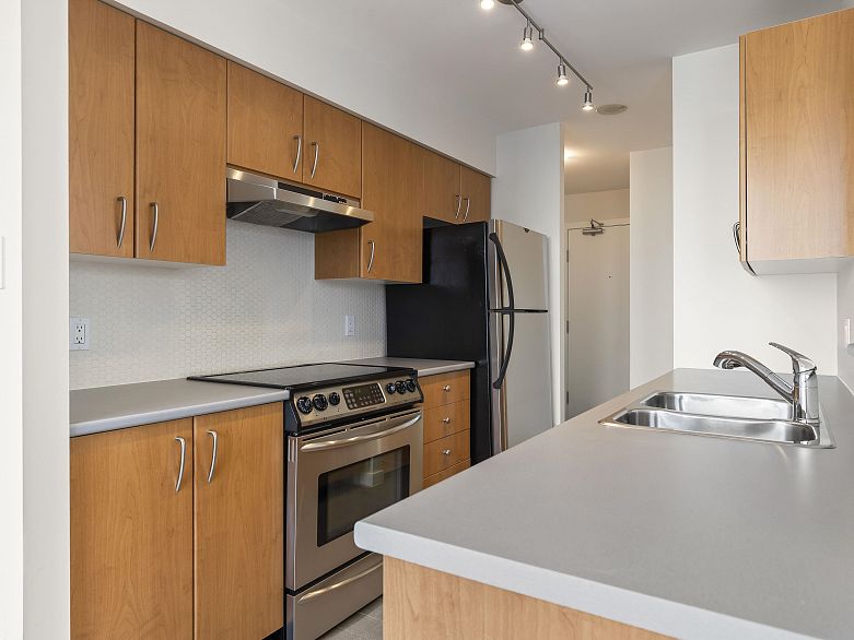 701 1295 Richards Street