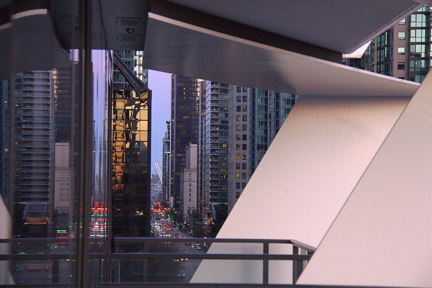 1705 620 Cardero Street