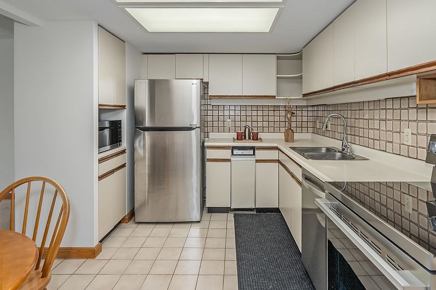 308 1450 Pennyfarthing Drive