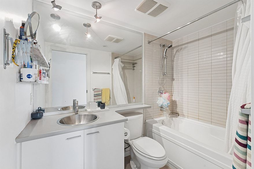 1001 602 Citadel Parade