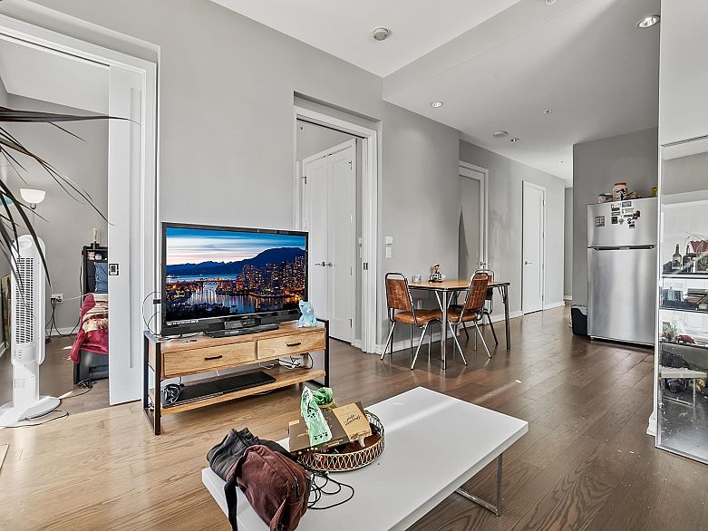 610 123 W 1st Avenue