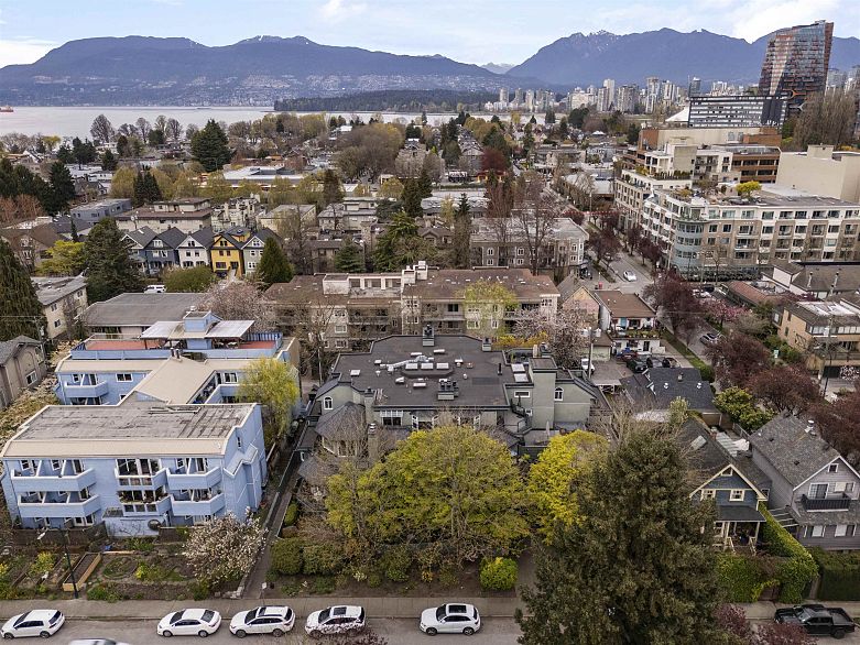 103 1925 W 2nd Avenue