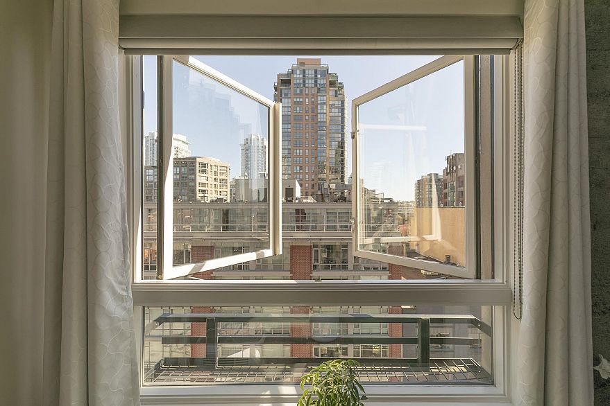 512 1216 Homer Street